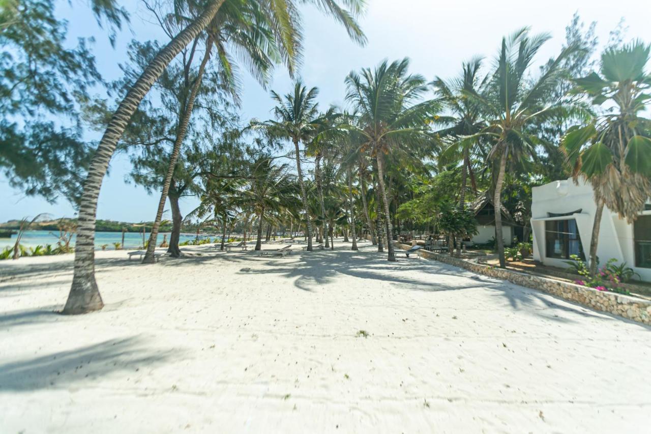 Sun Palm Beach Resort واتامو المظهر الخارجي الصورة
