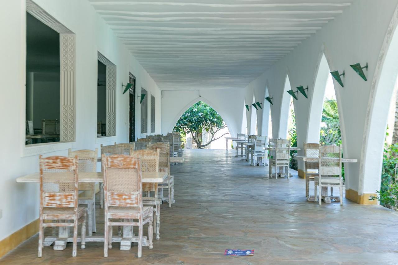 Sun Palm Beach Resort واتامو المظهر الخارجي الصورة