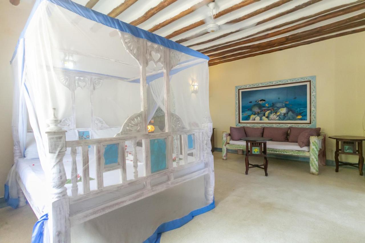 Sun Palm Beach Resort واتامو المظهر الخارجي الصورة