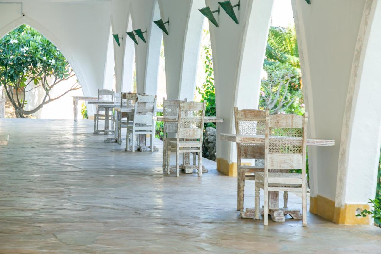 Sun Palm Beach Resort واتامو المظهر الخارجي الصورة